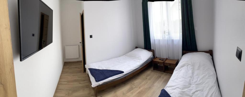 Irys 1 Lägenhet Tychy Exteriör bild