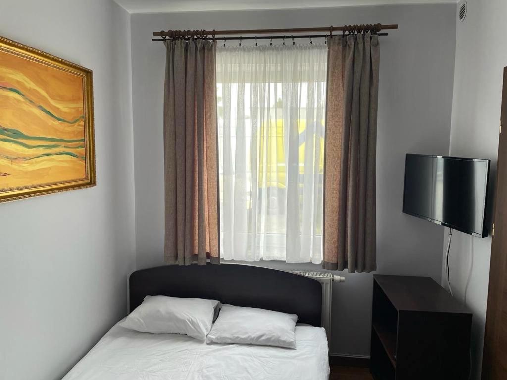 Irys 1 Lägenhet Tychy Exteriör bild